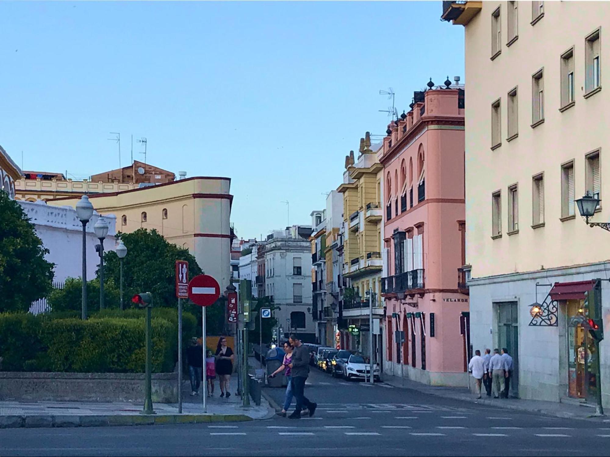 Ad21Sevilla - Suite Buitenkant foto